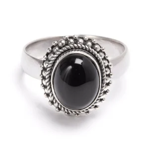Onyx, ring i silver med filigran